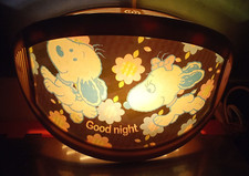 Vintage jolie lampe d'occasion  Lodève