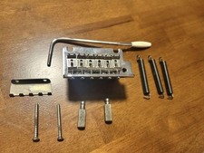 Ponte tremolo padrão americano Fender comprar usado  Enviando para Brazil