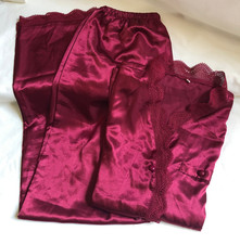 Red silky glossy for sale  BLAENAU FFESTINIOG