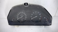 Compteur peugeot 106 d'occasion  Villegusien-le-Lac