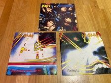 Kiss, Def Leppard  7 inch singles x 3, crazy nights, animal and pour sugar Ex comprar usado Kiss, Def Leppard  7 inch singles x 3, crazy nights, animal and pour sugar Ex comprar usado  Enviando para Brazil
