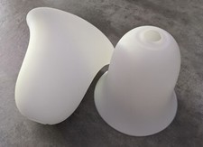 One matte opaline d'occasion  Expédié en Belgium