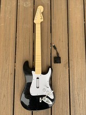 Guitarra Rock Band PS3 Fender Stratocaster PS3 com dongle não testada, usado comprar usado  Enviando para Brazil