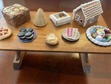 Dollhouse miniatures lot for sale  Seaford