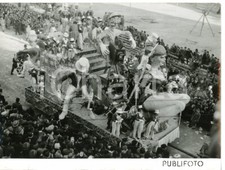 1955 liguria sfilata usato  Milano