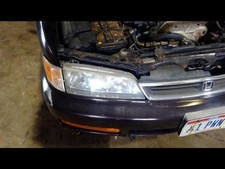Passenger right headlight for sale  Mogadore