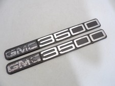 Pair 1999 2000 for sale  Wichita
