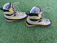 Scarponi scarpa montagna usato  Alme