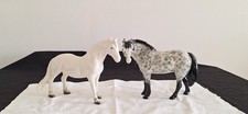 2 horses ornaments for sale 2 horses ornaments for sale  ST. NEOTS