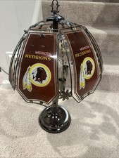 Usado, Abajur de mesa painel de vidro vintage Washington Redskins NFL 3 vias toque funciona comprar usado Usado, Abajur de mesa painel de vidro vintage Washington Redskins NFL 3 vias toque funciona comprar usado  Enviando para Brazil