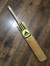 Adidas v4.0 pellara for sale  CLACTON-ON-SEA