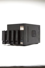 Qnap x73 nas usato  Vo