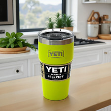 Tazza impilabile yeti usato  Spedire a Italy