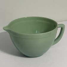 Tigela de mistura vintage Fire King Jadeite 2,5 Q bateria 8 1/4” x 5 1/4” comprar usado  Enviando para Brazil
