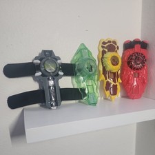 Ben 10 Transforming Alien Arm Omnitrix Bandai 2007 Light & Sound FX comprar usado Ben 10 Transforming Alien Arm Omnitrix Bandai 2007 Light & Sound FX comprar usado  Enviando para Brazil