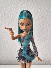 Barbie puppe monster gebraucht kaufen Barbie puppe monster gebraucht kaufen  Mühlhausen/Thüringen