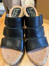 Women sandles shoes for sale  Epping