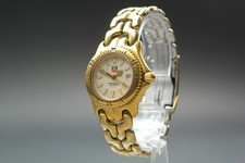 [Perto de ESTADO PERFEITO] TAG Heuer Professional WG1330 relógio feminino ouro 29mm mostrador branco 200M, usado comprar usado  Enviando para Brazil