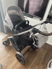 Kinderkraft moove2 air for sale  WEMBLEY