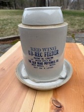 poultry feeders for sale  Cedarburg