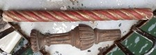 Par de fragmentos de madeira veneziana, coluna lindamente pintada em vermelho e ouro, usado comprar usado  Enviando para Brazil