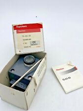 1pc pentair raychem d'occasion  Grez-sur-Loing