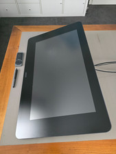 Wacom cintiq pollici usato Wacom cintiq pollici usato  Spedire a Italy