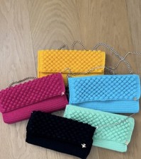 Borsa crochet colorata usato  Riccione
