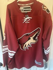 Arizona coyotes jersey for sale  Huntington Station