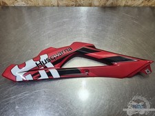 Cache réservoir gauche d'occasion Cache réservoir gauche d'occasion  Le Lion-d'Angers