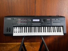 Yamaha moxf6 key d'occasion  Expédié en Belgium