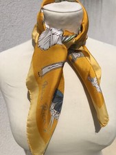 Splendide foulard nina d'occasion  France