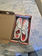 Scape calcetto nike usato  Casalvieri
