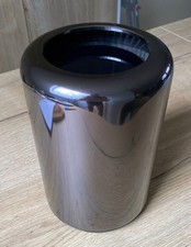 Mac pro urne gebraucht kaufen  Neuhaus am Rennweg