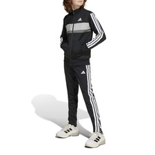 Adidas tuta ragazzi usato  Guidonia Montecelio