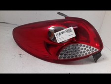 Feux arriere gauche d'occasion Feux arriere gauche d'occasion  Fosses