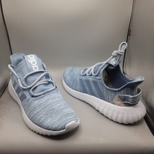 Adidas women kaptir for sale  Medina