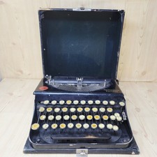 Usado, Máquina de escrever portátil vintage Remington com estojo PARA PEÇAS OU REPAROS NÃO FUNCIONANDO comprar usado Usado, Máquina de escrever portátil vintage Remington com estojo PARA PEÇAS OU REPAROS NÃO FUNCIONANDO comprar usado  Enviando para Brazil