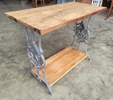 Vintage sewing machine for sale  HUNTINGDON