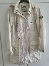 Sportlicher weißer kapuzenman gebraucht kaufen  Magdeburg