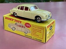 Dinky toys 195 d'occasion  Cognac