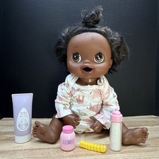 Boneca interativa afro-americana Hasbro Baby Alive com acessórios garrafa 2010 comprar usado  Enviando para Brazil