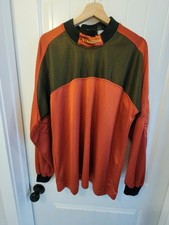 Camiseta de Goleiro Diadora Masculina Tamanho M Laranja Sangue/Preta comprar usado  Enviando para Brazil