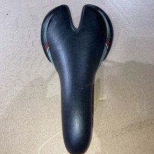 lux bontrager saddle race for sale  Lambertville