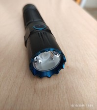 Torcia tattica olight usato  Parma