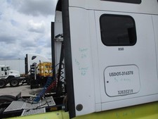 Kenworth t2000 cab for sale  USA
