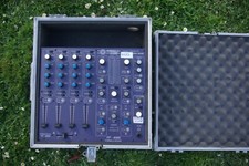 Table mixage funktion d'occasion  Lacroix-Saint-Ouen