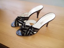 Sandals size sabrina for sale  WOLVERHAMPTON