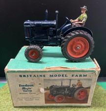 Britains 128f fordson d'occasion  Expédié en Belgium