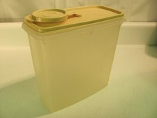 Tupperware cereal keeper for sale  Lawrenceburg
